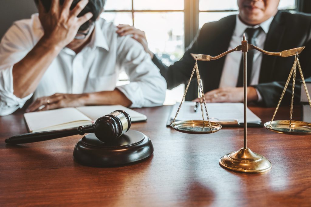 Judges Female lawyers Consultation of business